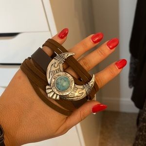 Turquoise and faux leather bracelet